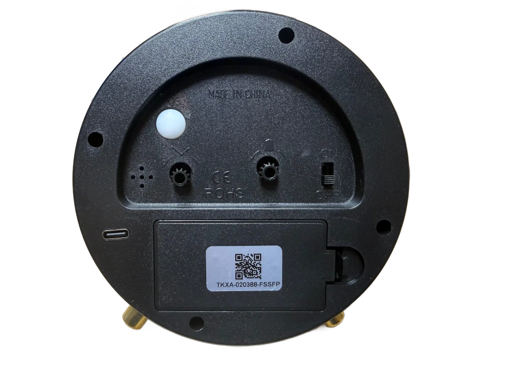 Analogový budík se skrytou Full HD WiFi kamerou - W217