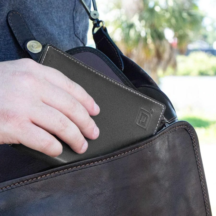 Stínící peněženka na hotovost, doklady a cestovní pas - IDSH7203-blk
