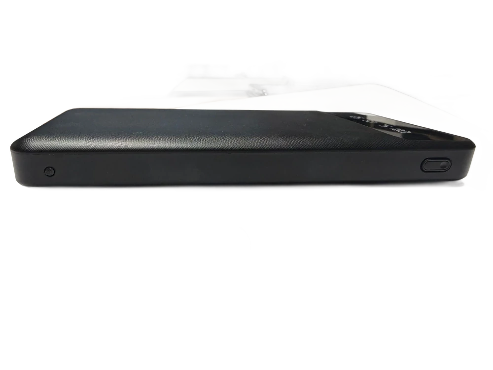 Skrytá Full HD WiFi kamera v power bance - PQ557