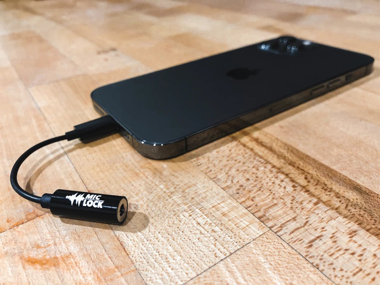 Rušička mikrofonu Mic-Lock Lightning s funkcí Soundpass